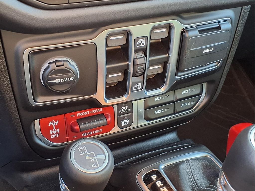 2025 Jeep Wrangler 4-Door Rubicon - Photo 8