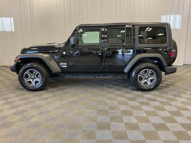 Used 2020 Jeep Wrangler Unlimited Sport S with VIN 1C4HJXDN8LW226979 for sale in Moorhead, Minnesota