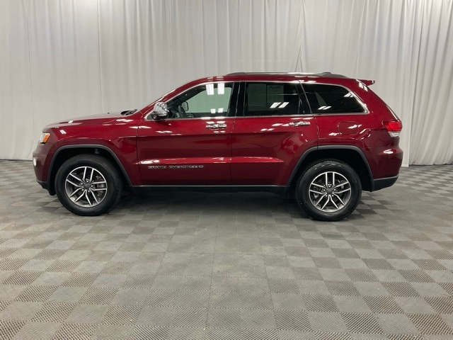 Used 2022 Jeep Grand Cherokee WK Limited with VIN 1C4RJFBG2NC177589 for sale in Moorhead, Minnesota