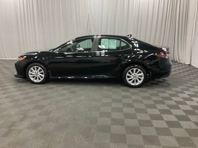 Used 2023 Toyota Camry LE with VIN 4T1C11BK9PU091556 for sale in Moorhead, Minnesota