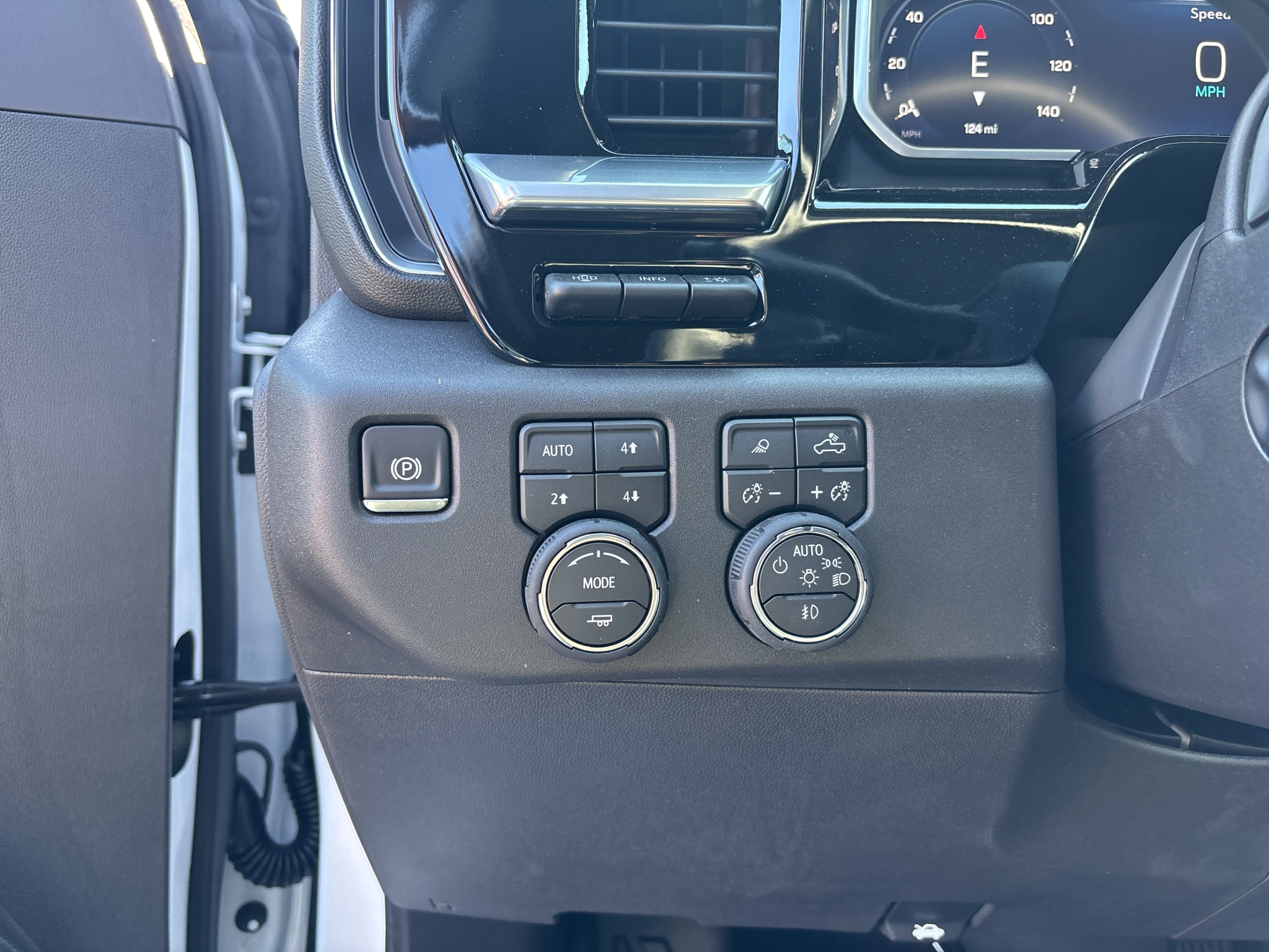 2026 Chevrolet Silverado 1500 LTZ - Photo 8