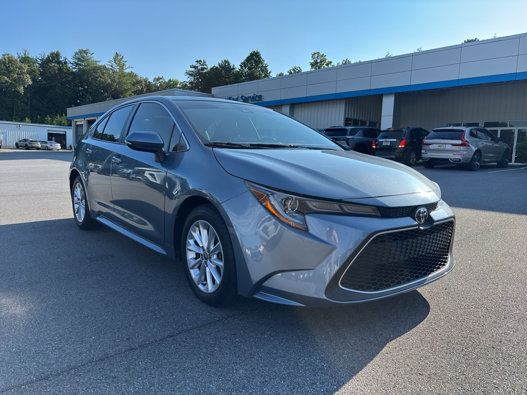 Used 2021 Toyota Corolla XLE with VIN JTDFPMAEXMJ131606 for sale in Blairsville, GA