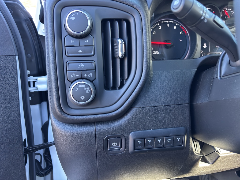 2026 Chevrolet Silverado 2500 HD Work Truck - Photo 11