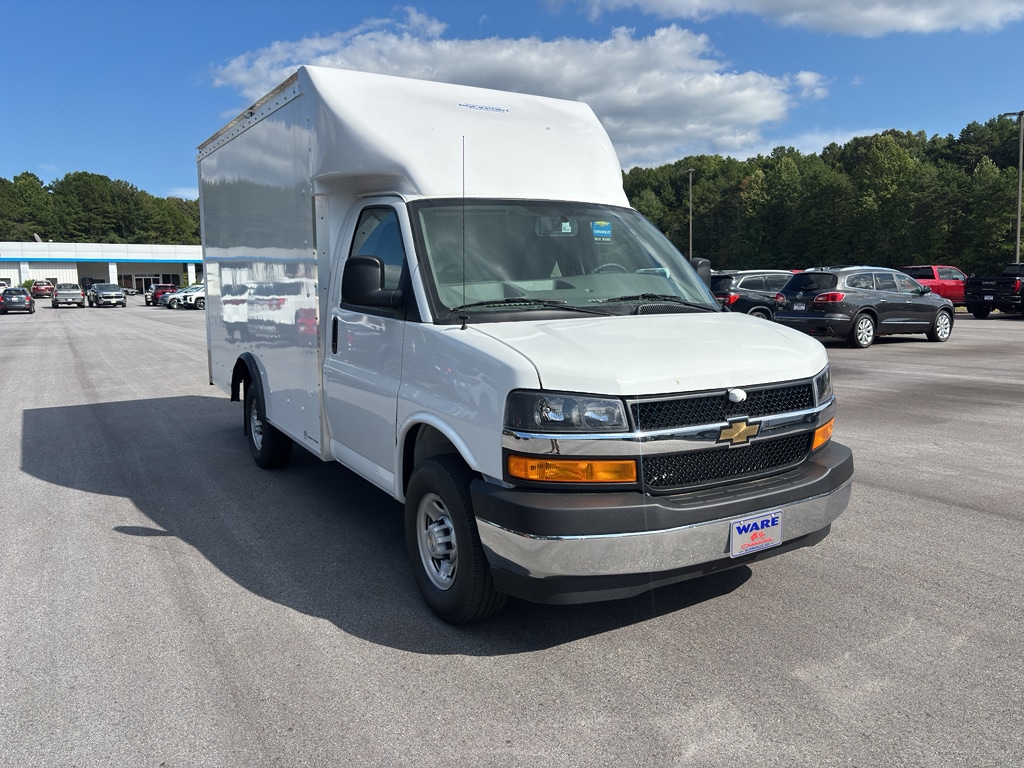 New 2025 Chevrolet Express Cutaway 3500 1WT Cutaway Van