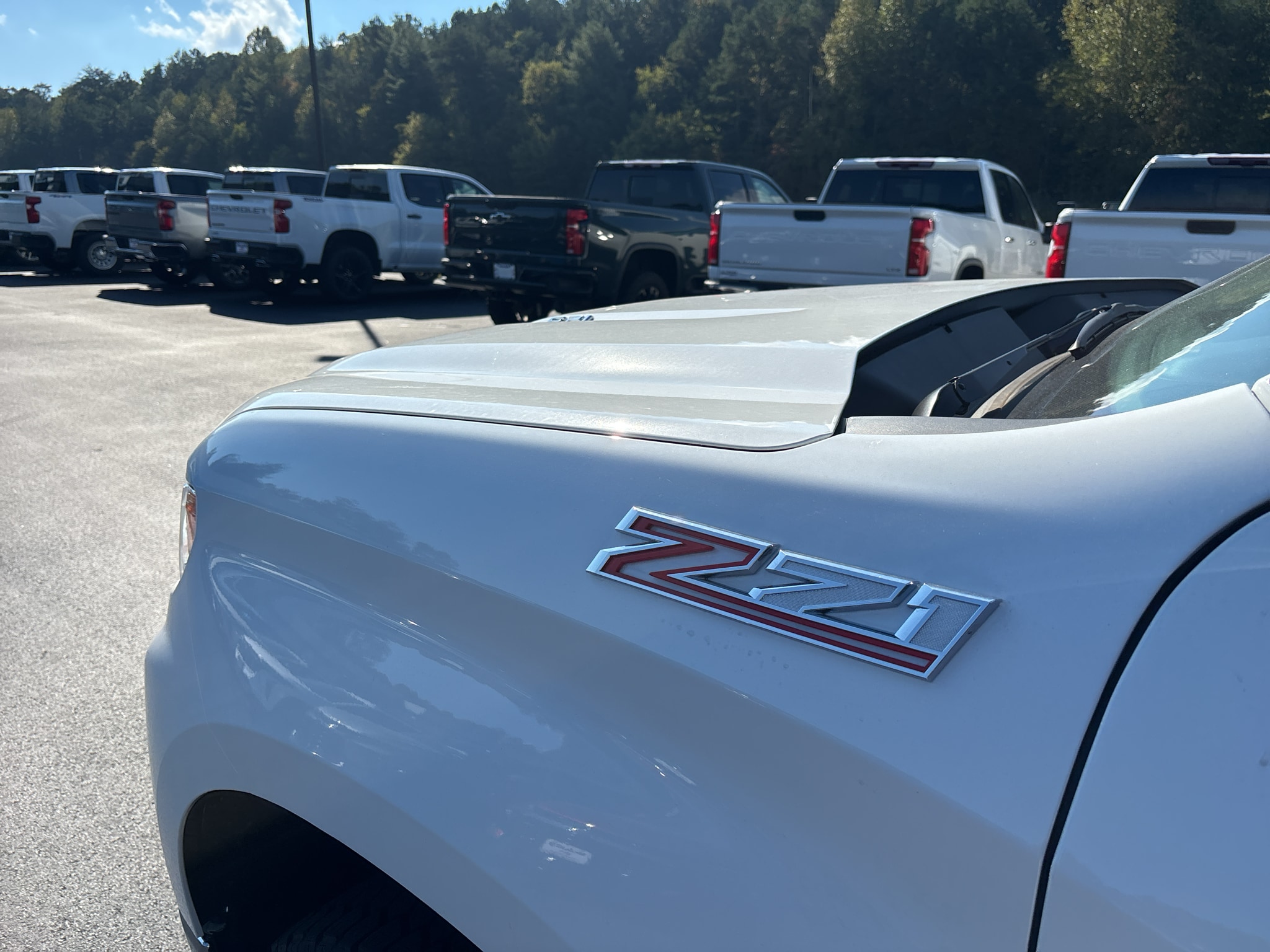 2026 Chevrolet Silverado 1500 LTZ - Photo 6