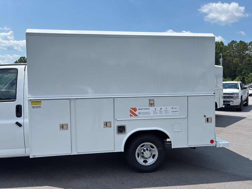 New 2025 Chevrolet Express Cutaway 3500 1WT Cutaway Van
