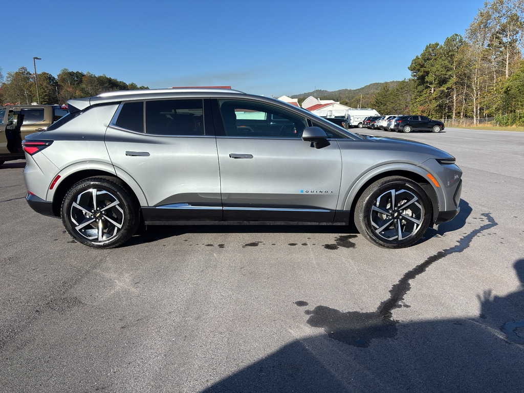Used 2025 Chevrolet Equinox EV LT SUV