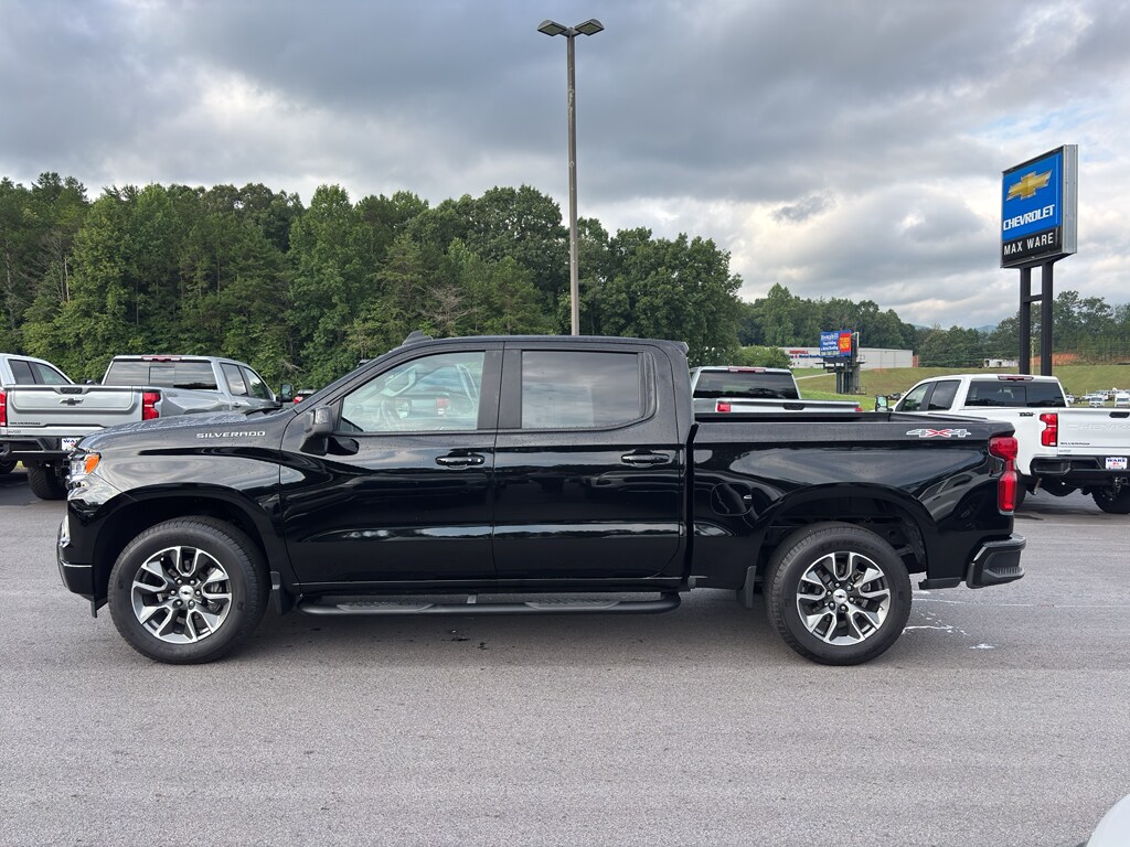 2024 Chevrolet Silverado 1500 RST - Photo 8