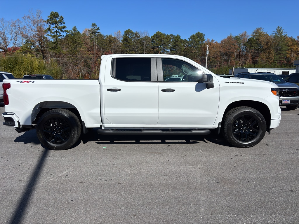 New 2026 Chevrolet Silverado 1500 Custom Truck