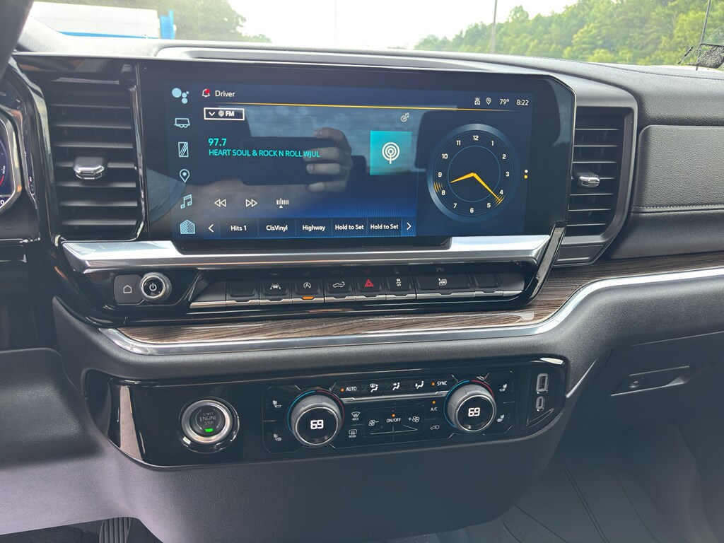 2024 Chevrolet Silverado 1500 RST - Photo 14