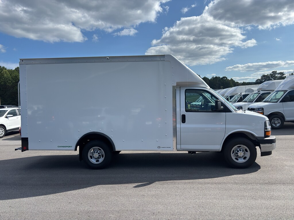 New 2025 Chevrolet Express Cutaway 3500 1WT Cutaway Van