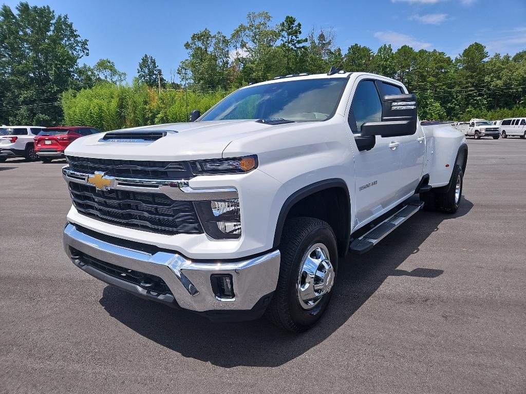 Used 2024 Chevrolet Silverado 3500HD LT with VIN 1GC4YTEY5RF393353 for sale in Blairsville, GA