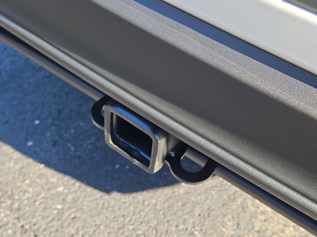2026 Ford Explorer ST - Photo 14