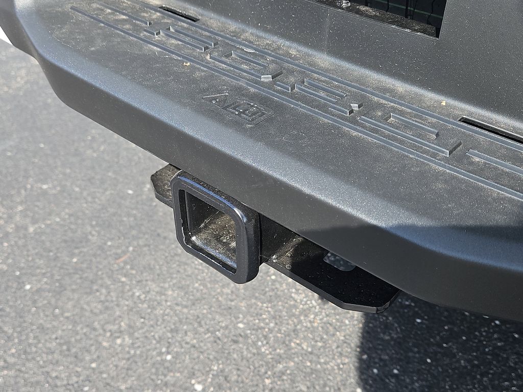 2025 Ford F-150 Lightning Flash - Photo 13