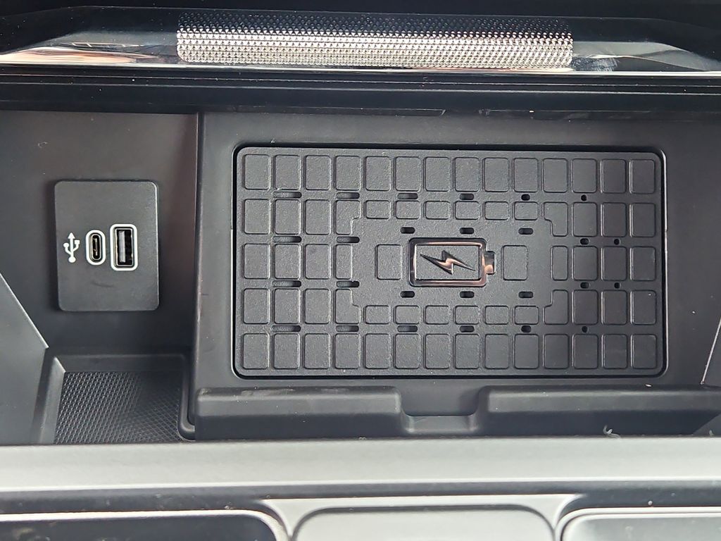 2026 Ford F-150 Lariat - Photo 10