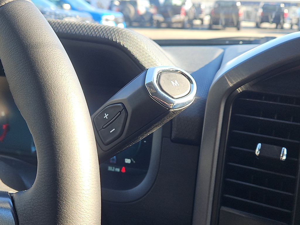 2026 Ford F-150 XLT - Photo 15
