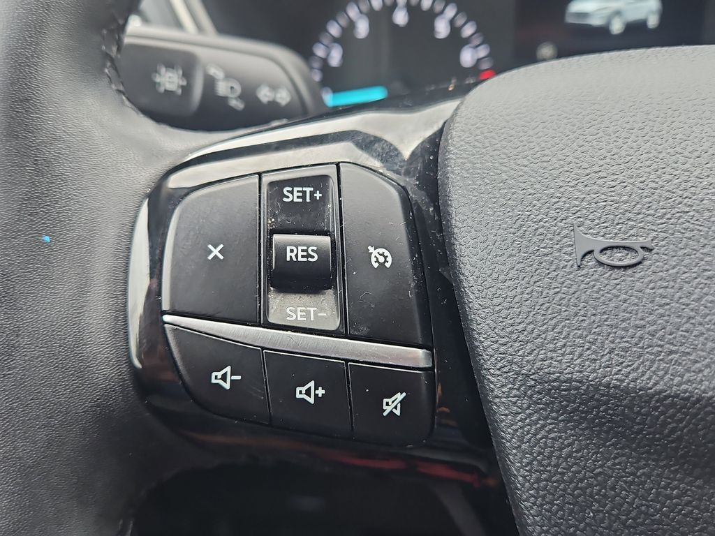 2022 Ford Escape SE - Photo 17