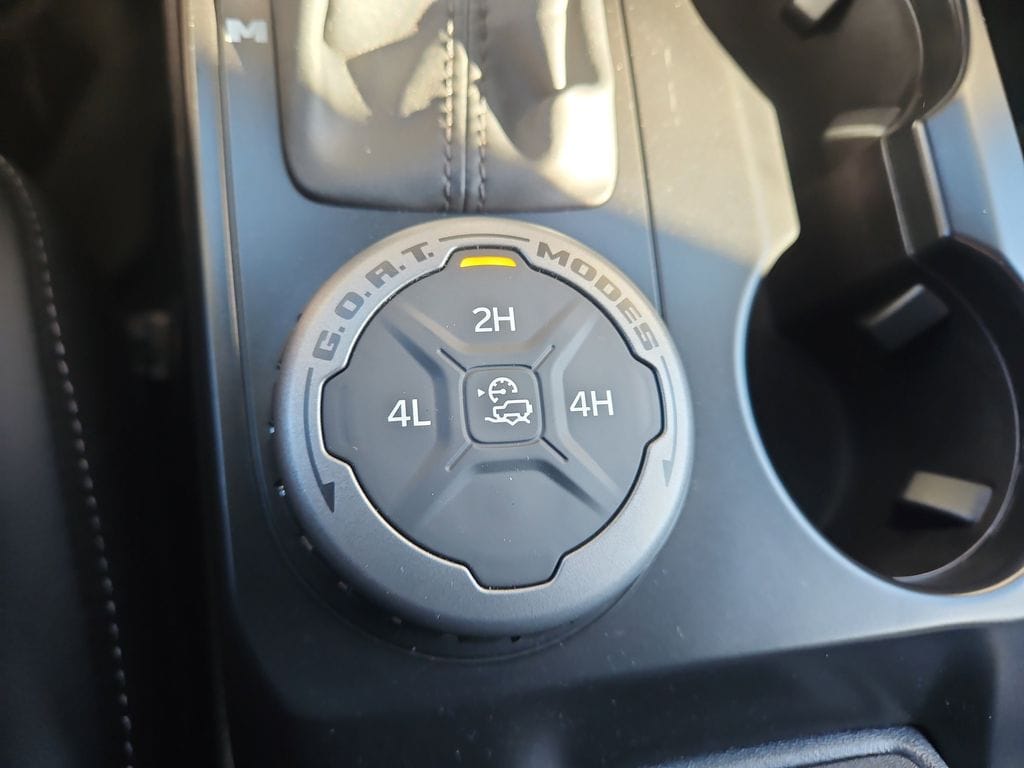 2025 Ford Bronco 4-Door Outer Banks - Photo 9