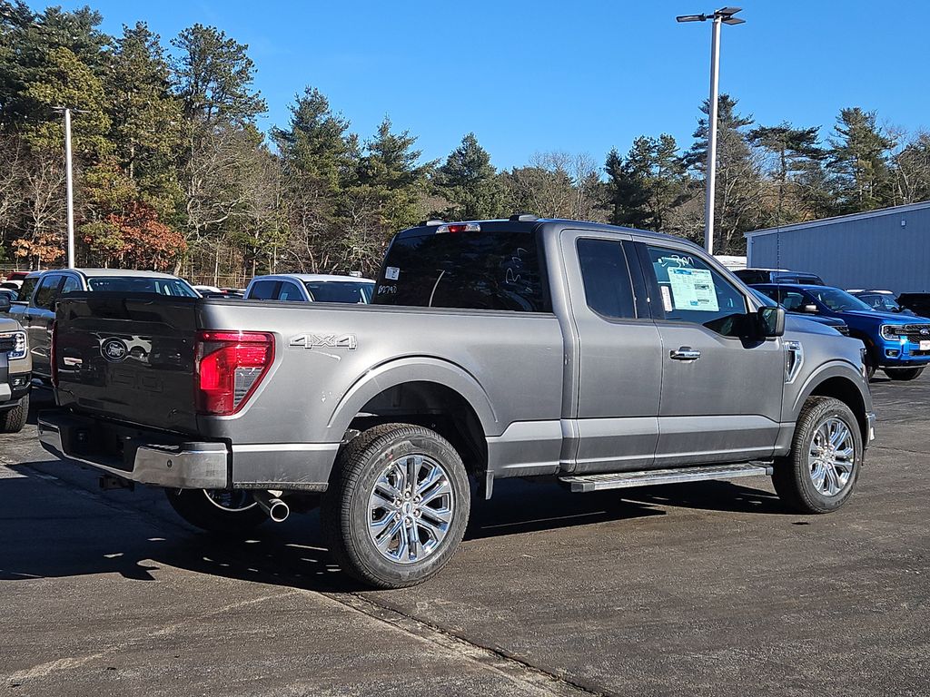 2026 Ford F-150 XLT - Photo 3