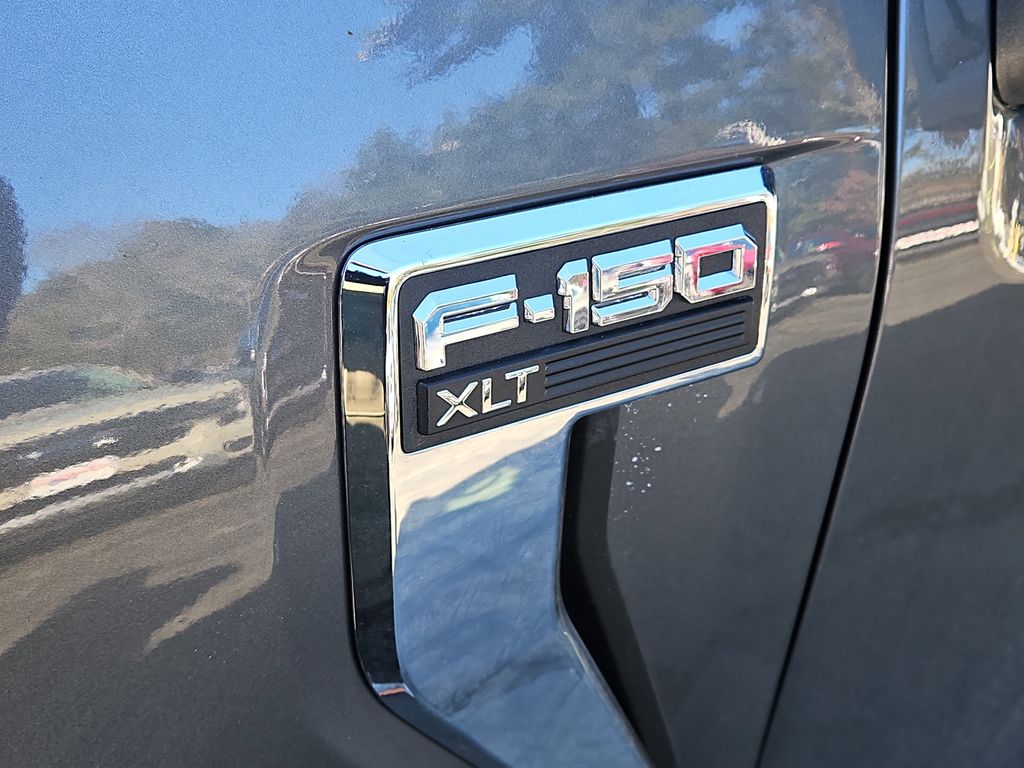 2026 Ford F-150 XLT - Photo 4