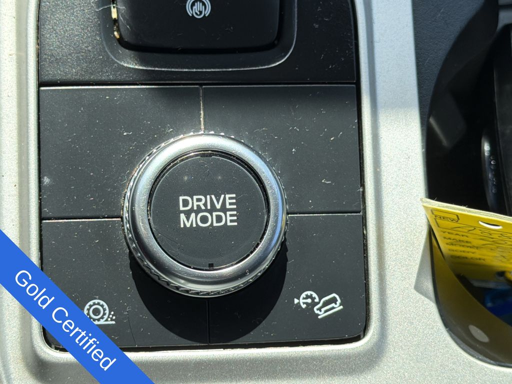 2022 Ford Explorer XLT - Photo 24