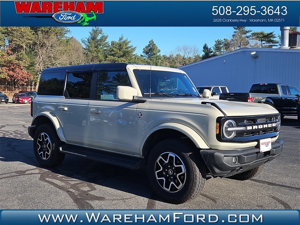 2025 Ford Bronco 4-Door Outer Banks's photo