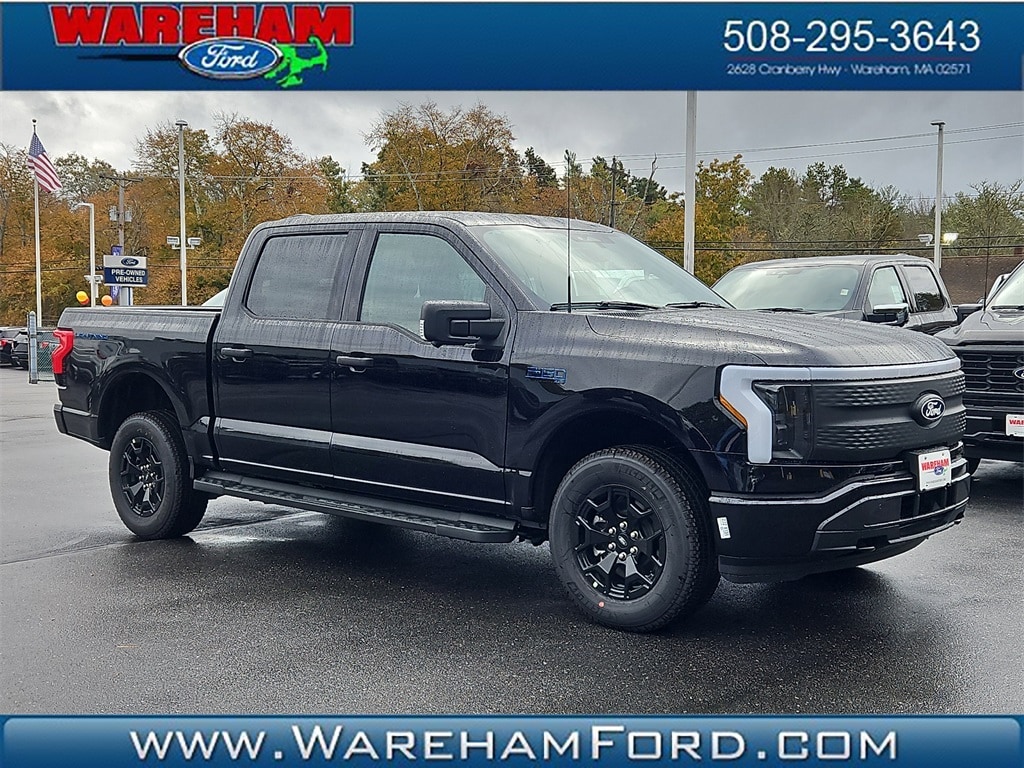 New 2025 Ford F-150 Lightning XLT TRUCK