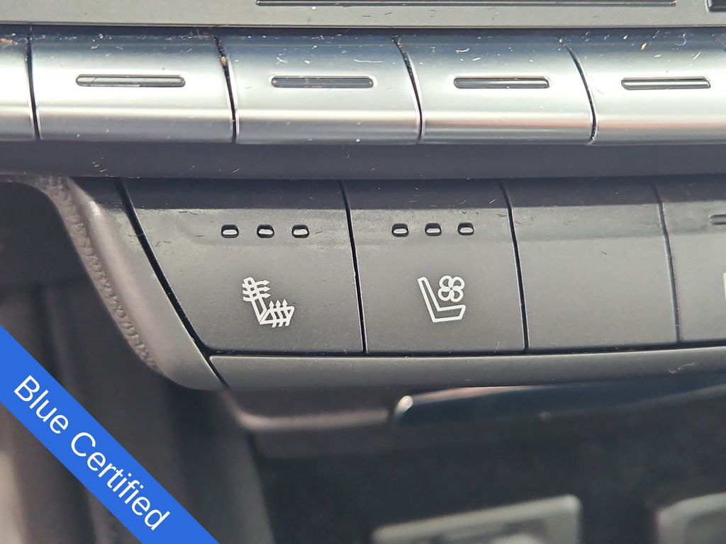 2022 Cadillac XT4 Sport - Photo 16