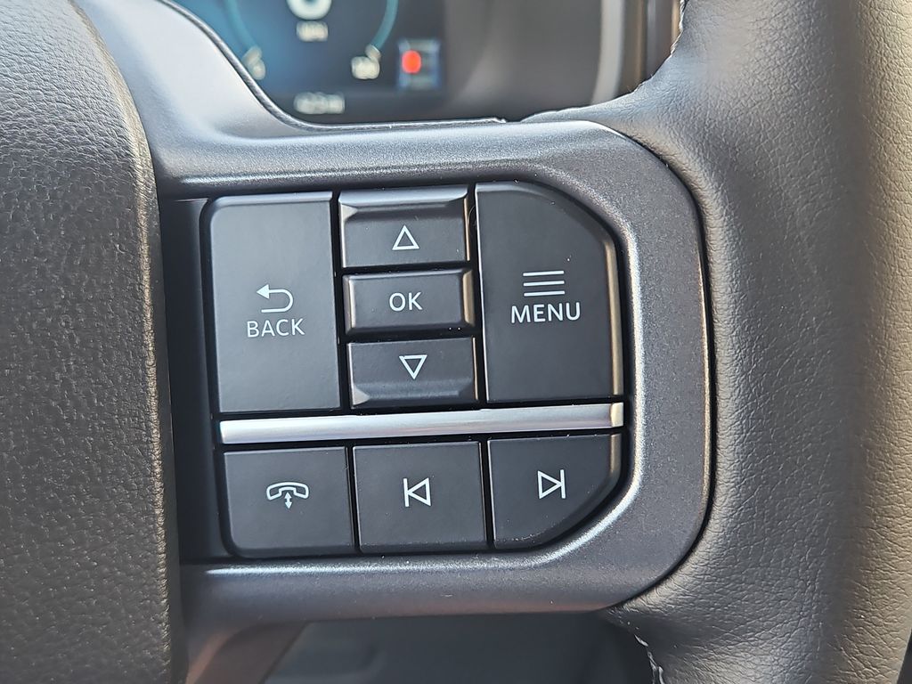 2025 Ford F-150 Lightning Flash - Photo 16