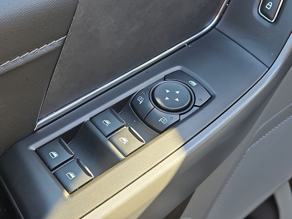2026 Ford F-150 XLT - Photo 14