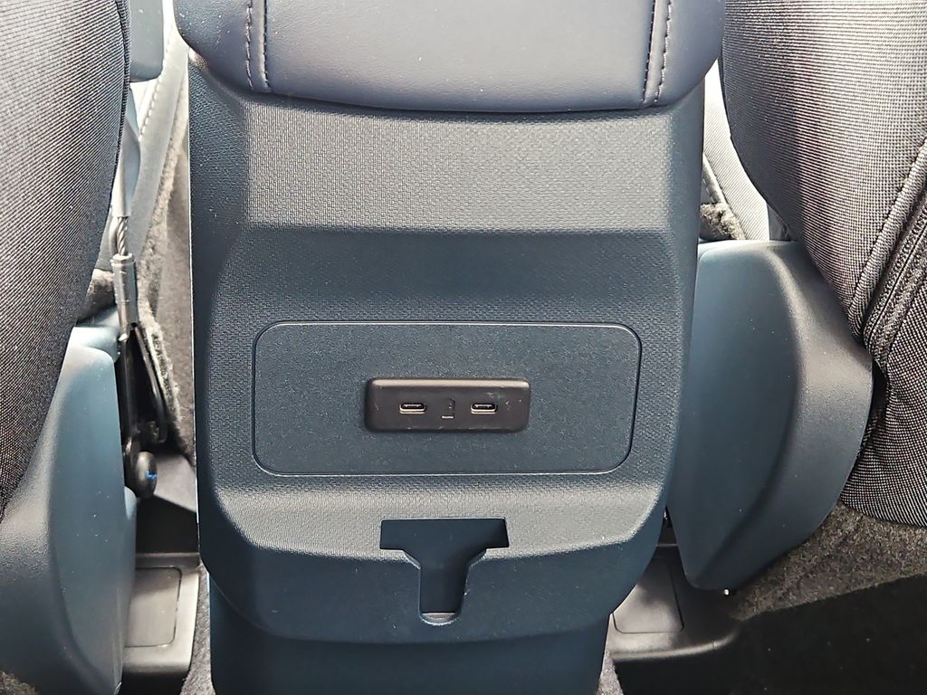 2026 Ford Maverick XL - Photo 11