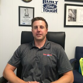 Staff member Craig Barrett from ID_4c99f1585c38