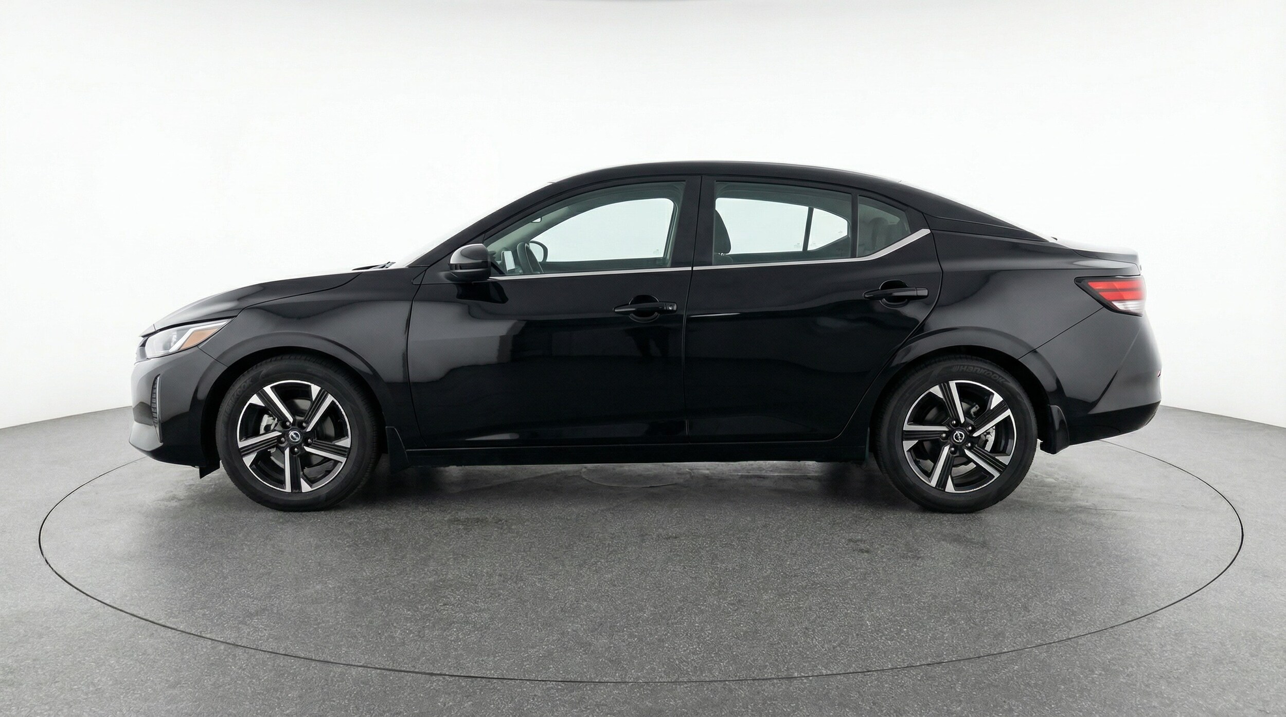 Thumbnail: 2025 Nissan Sentra - 4