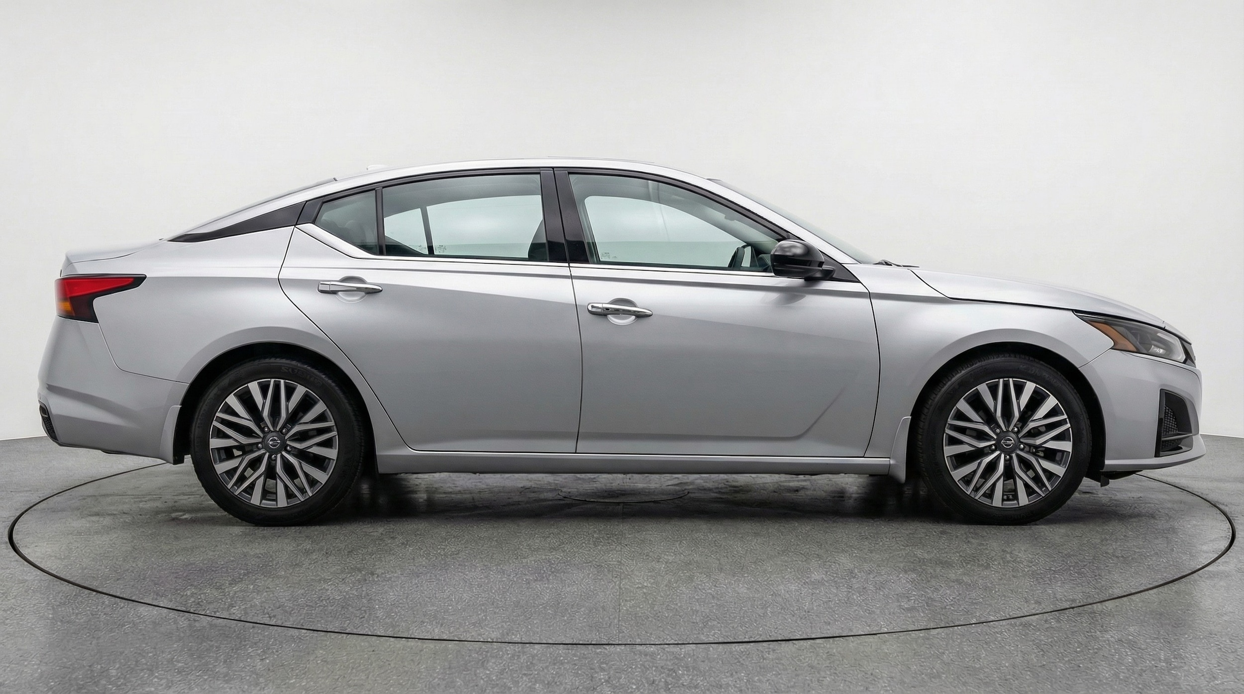 Thumbnail: 2025 Nissan Altima - 8