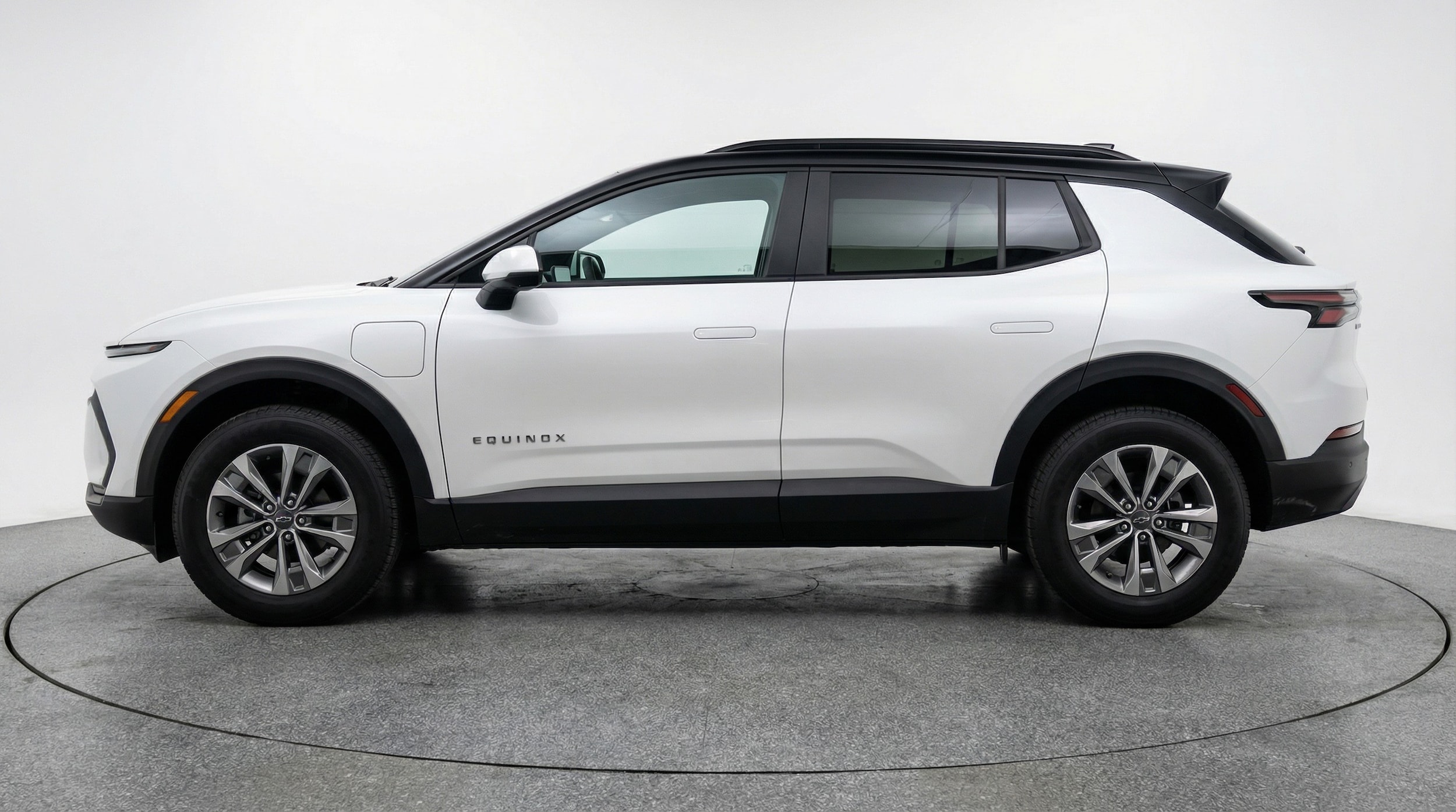 Thumbnail: 2025 Chevrolet Equinox - 4