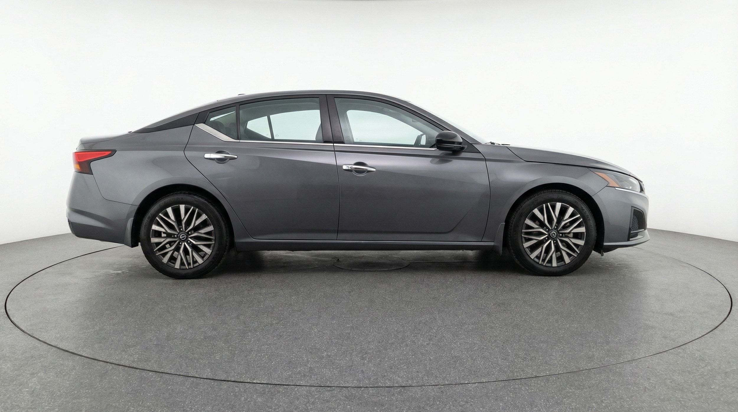 Thumbnail: 2025 Nissan Altima - 8