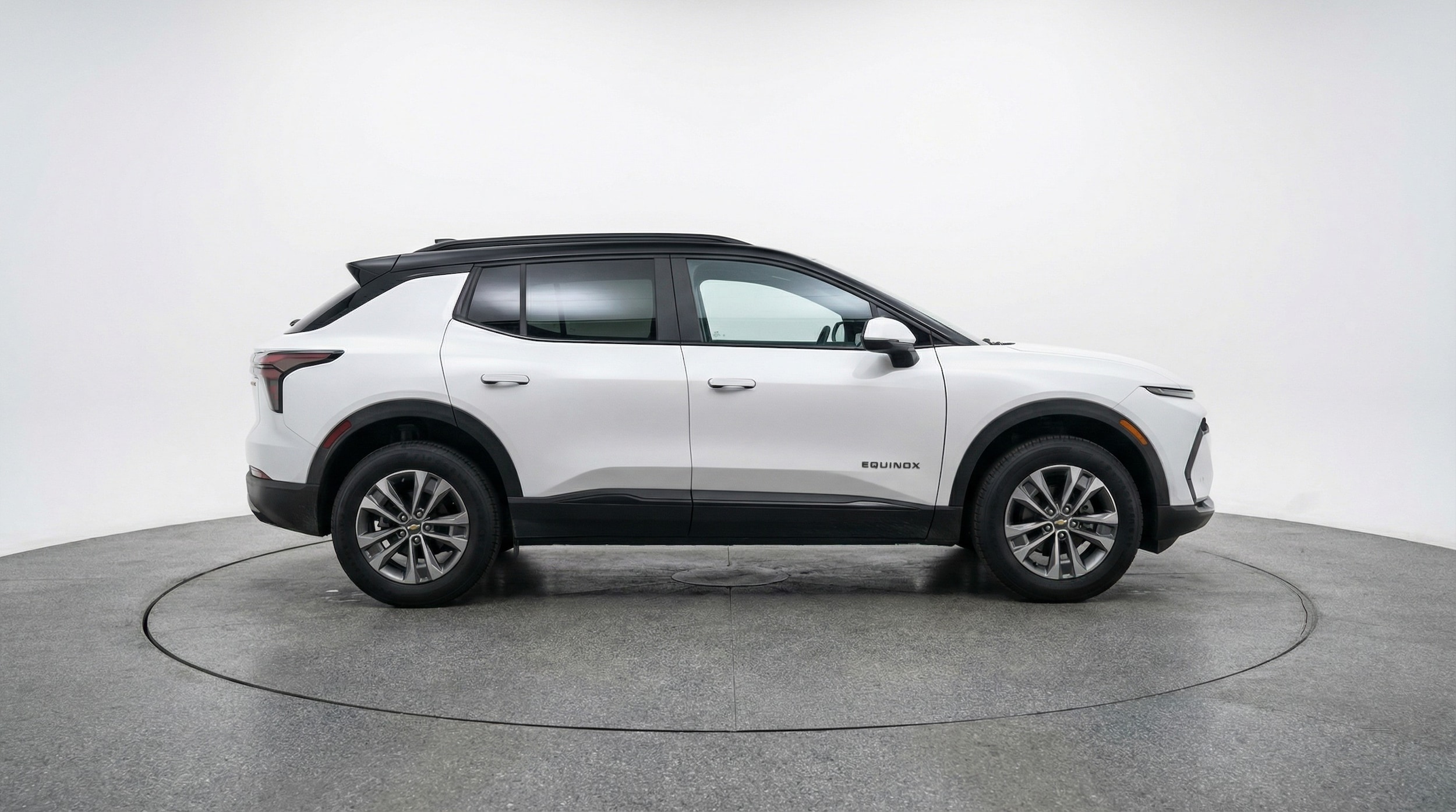 Thumbnail: 2025 Chevrolet Equinox - 8