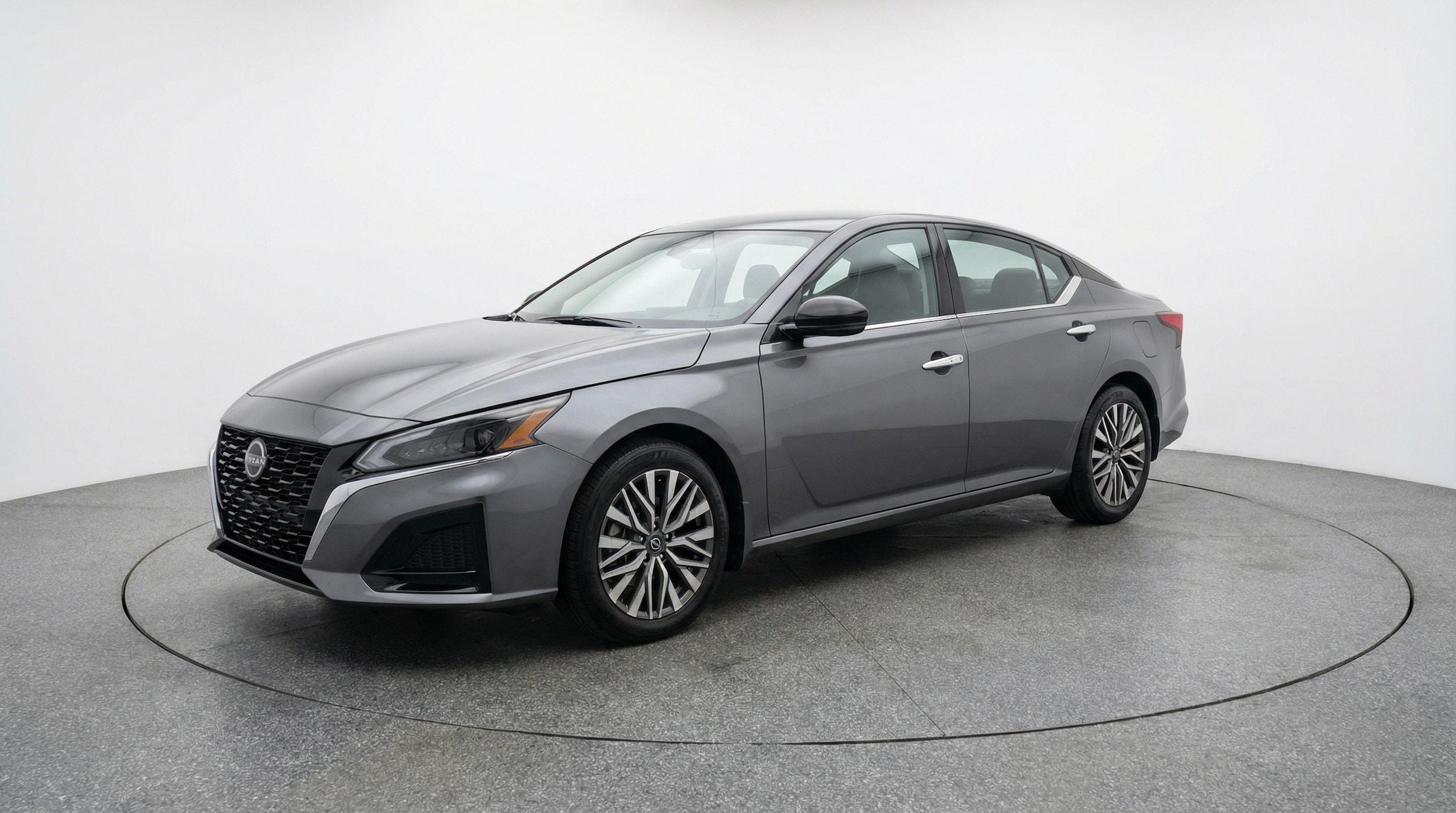Thumbnail: 2025 Nissan Altima - 3