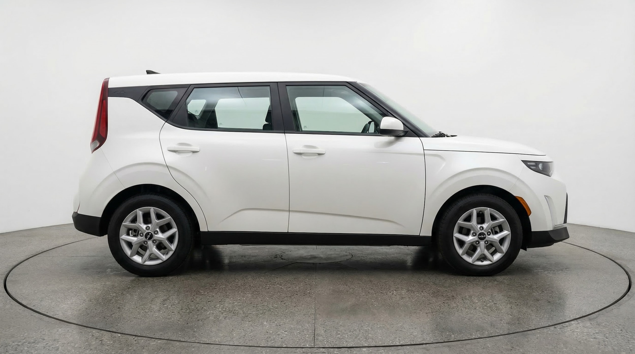 Thumbnail: 2025 Kia Soul - 8