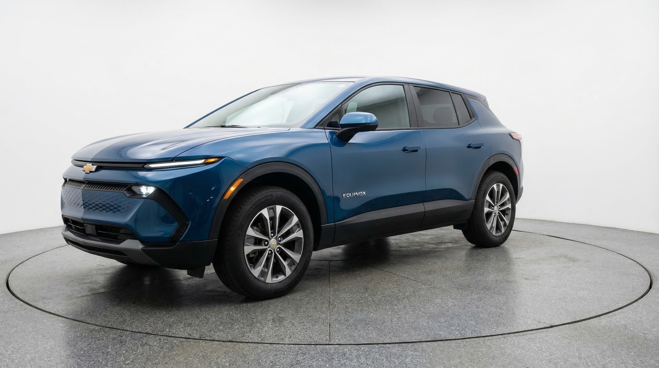 Thumbnail: 2025 Chevrolet Equinox - 3