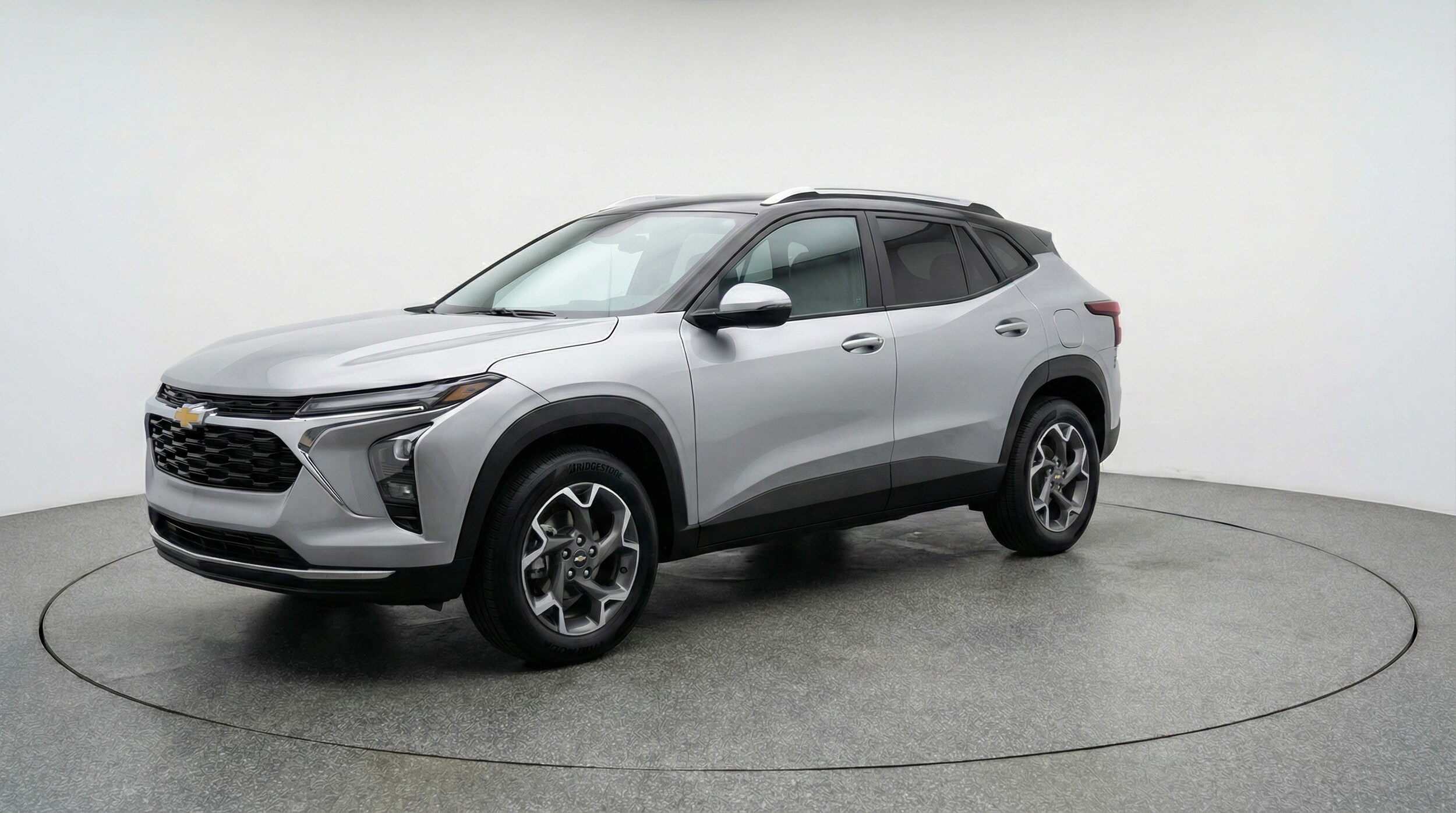 Thumbnail: 2025 Chevrolet Trax - 3