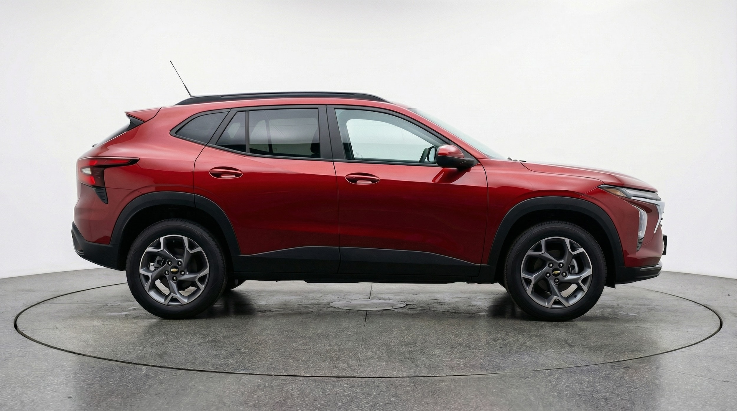 Thumbnail: 2025 Chevrolet Trax - 8