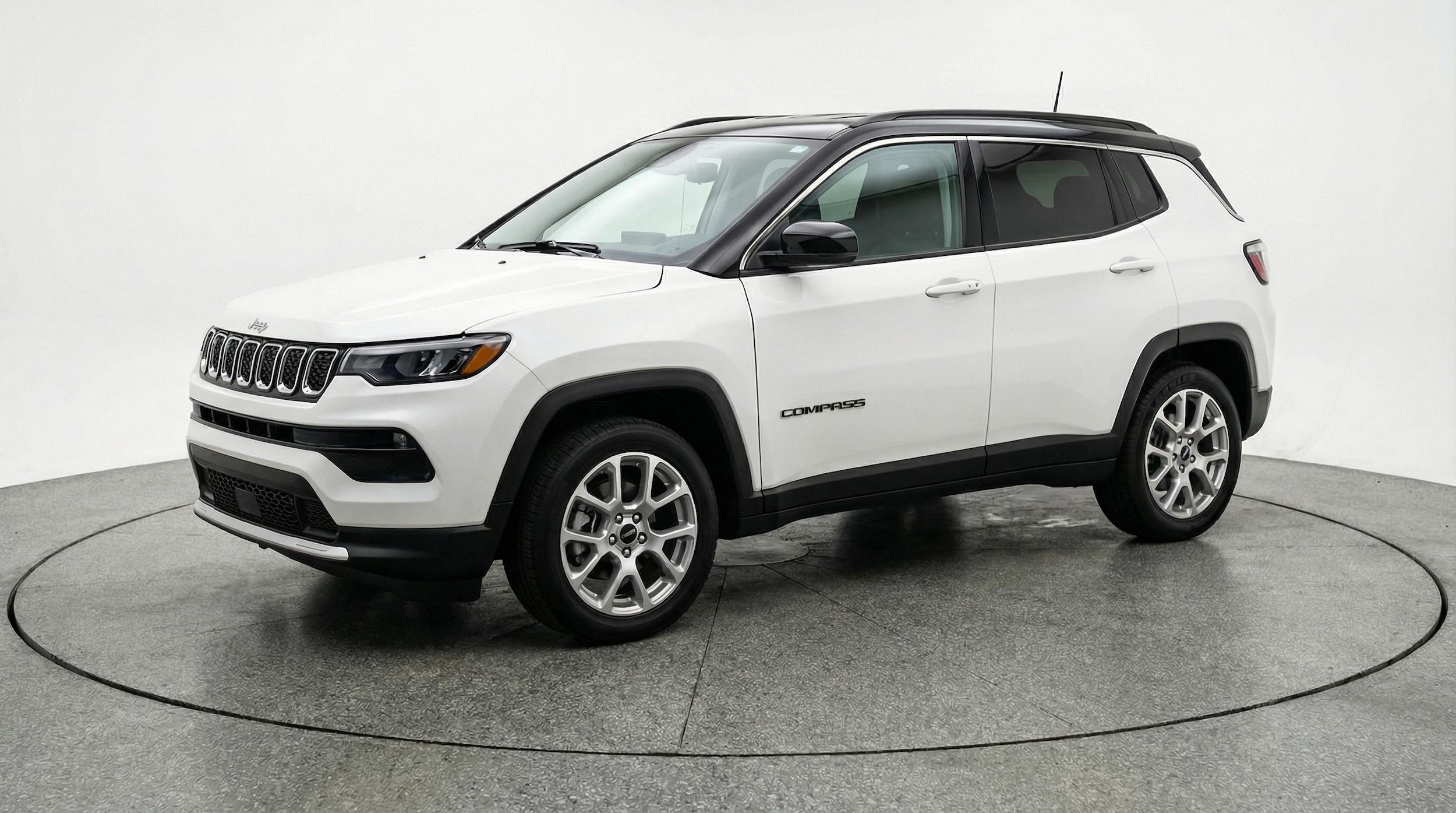 Thumbnail: 2025 Jeep Compass - 3