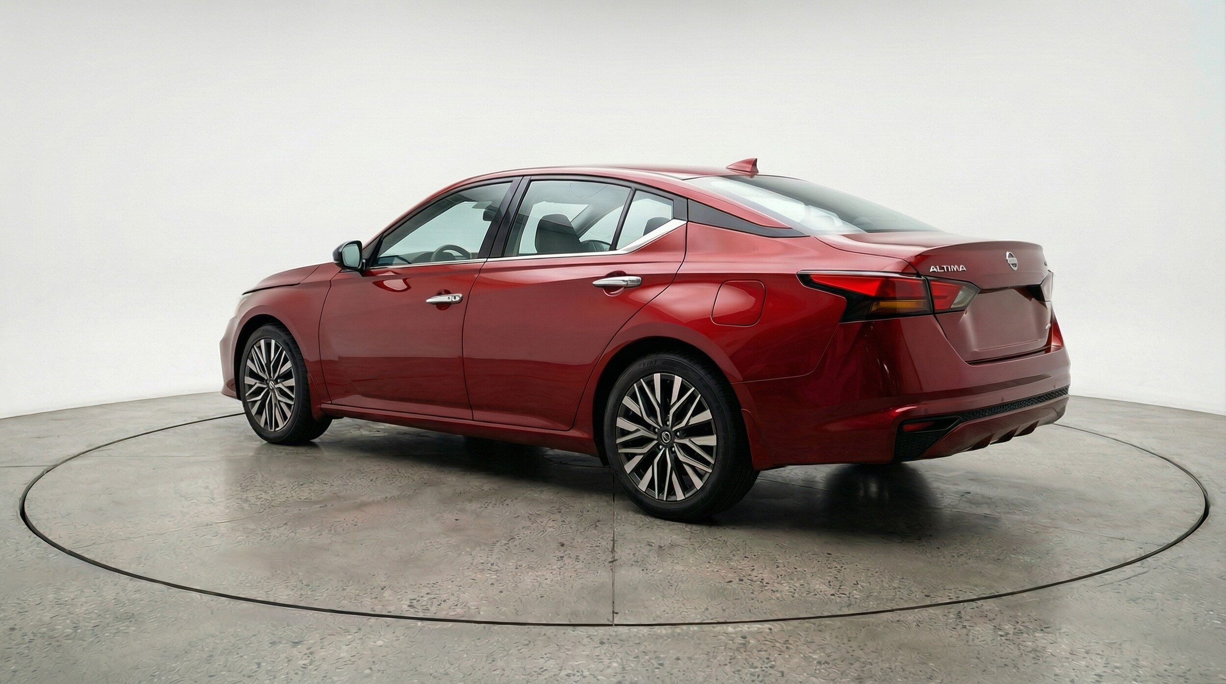 Thumbnail: 2025 Nissan Altima - 5