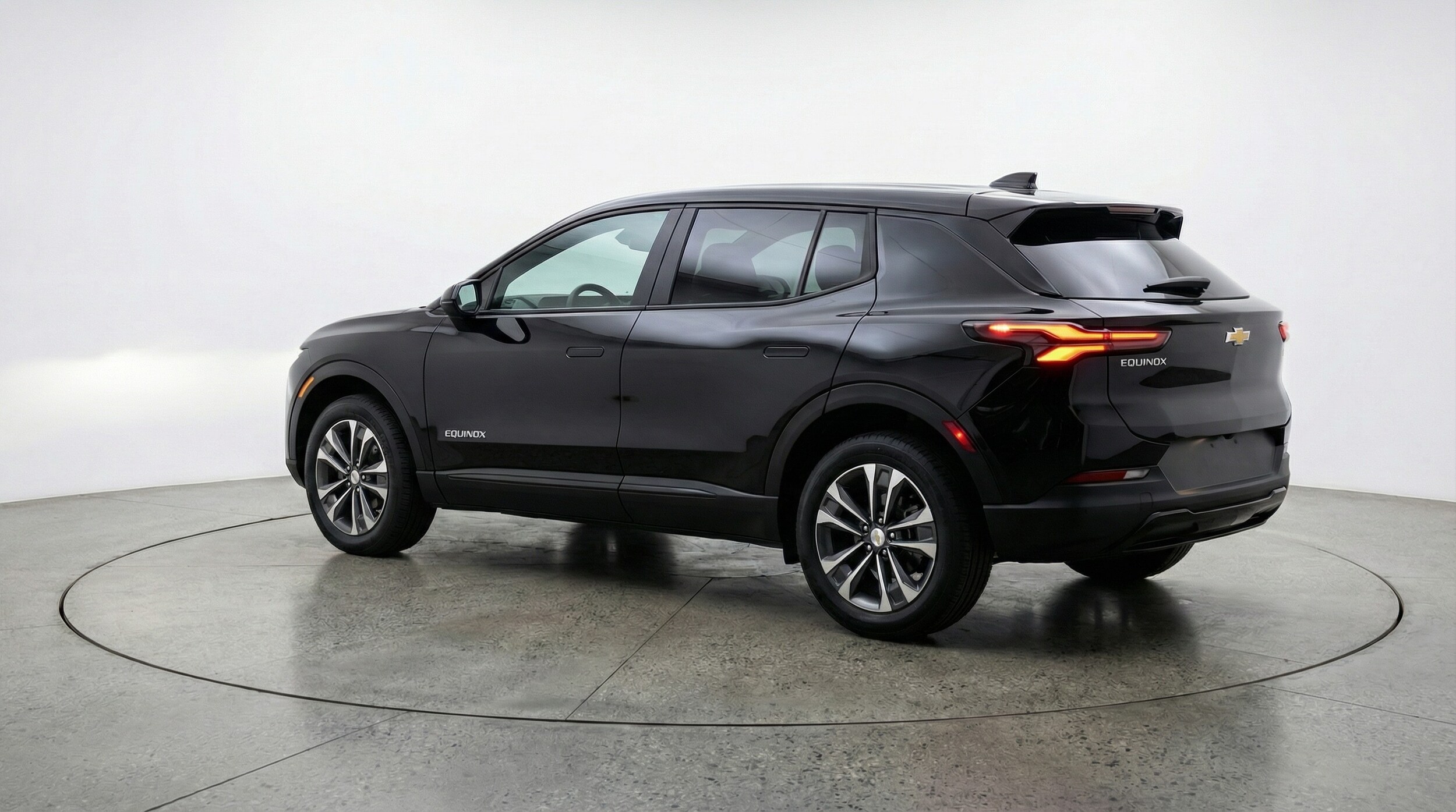 Thumbnail: 2025 Chevrolet Equinox - 5