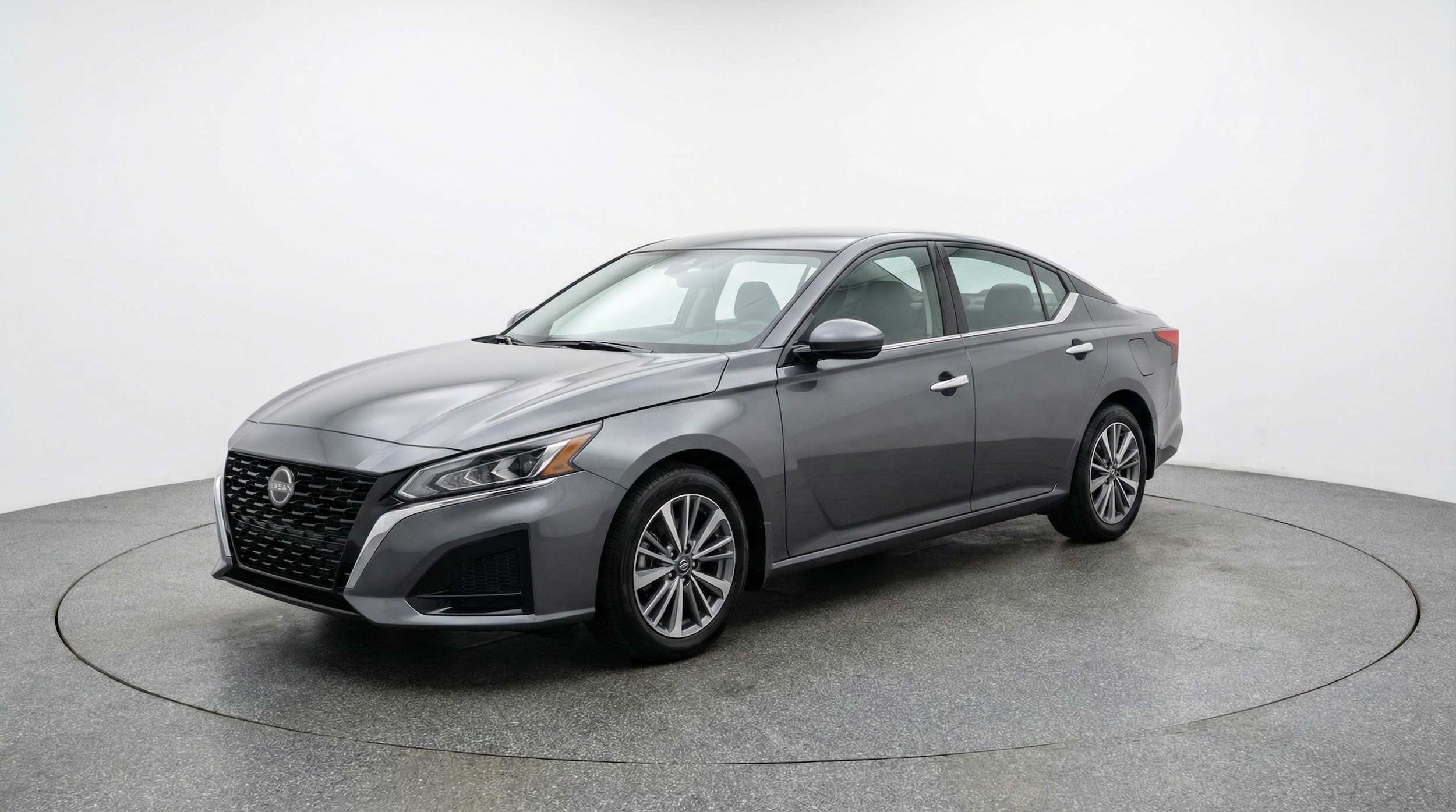 Thumbnail: 2025 Nissan Altima - 3