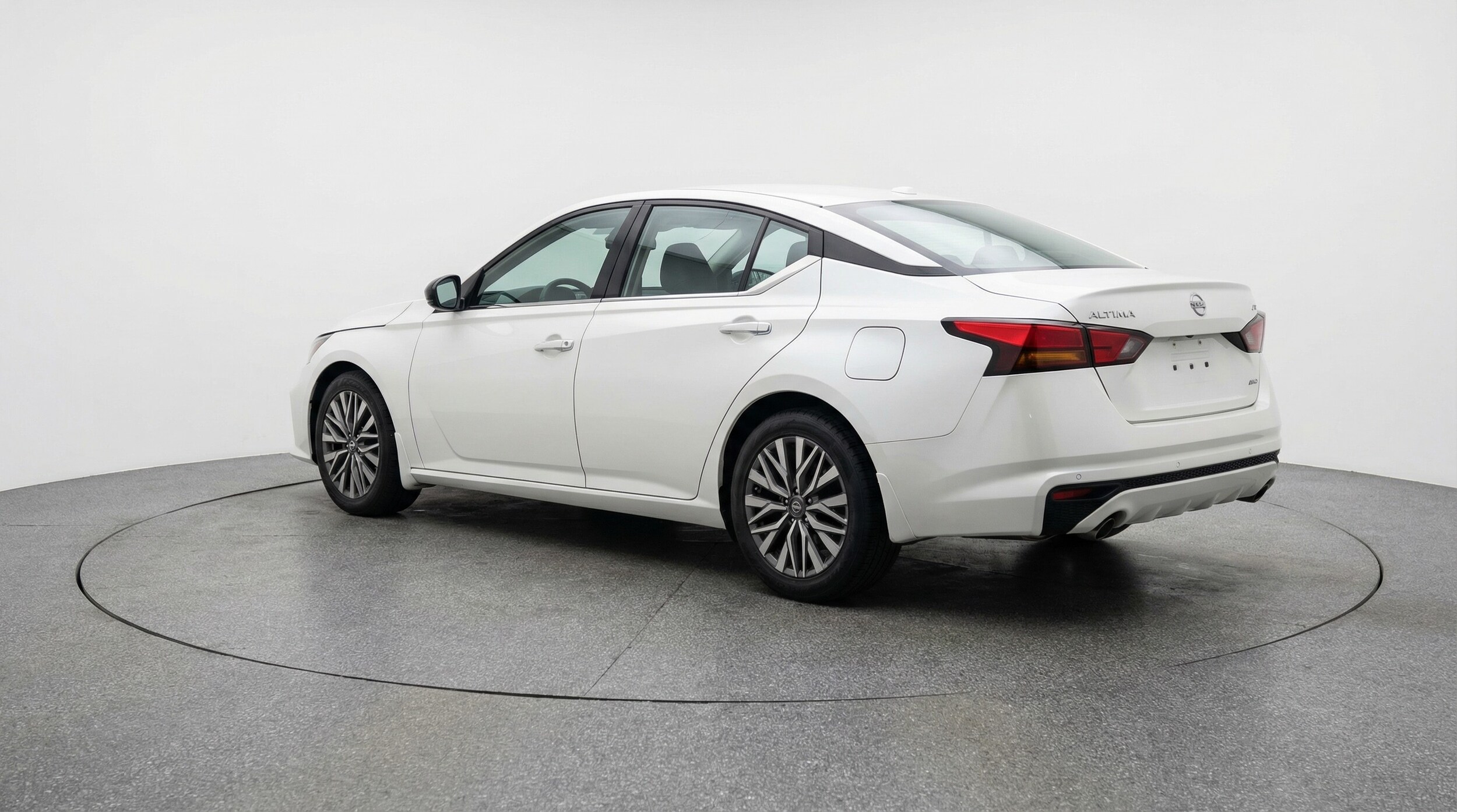 Thumbnail: 2025 Nissan Altima - 5