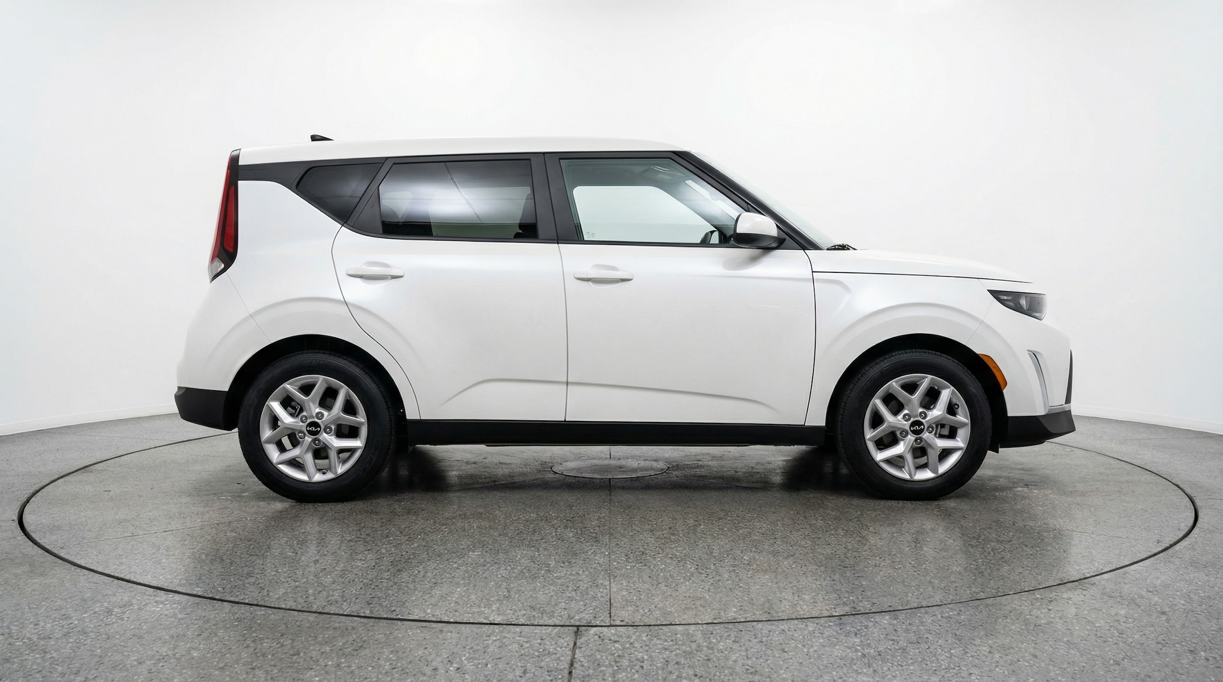 Thumbnail: 2025 Kia Soul - 8