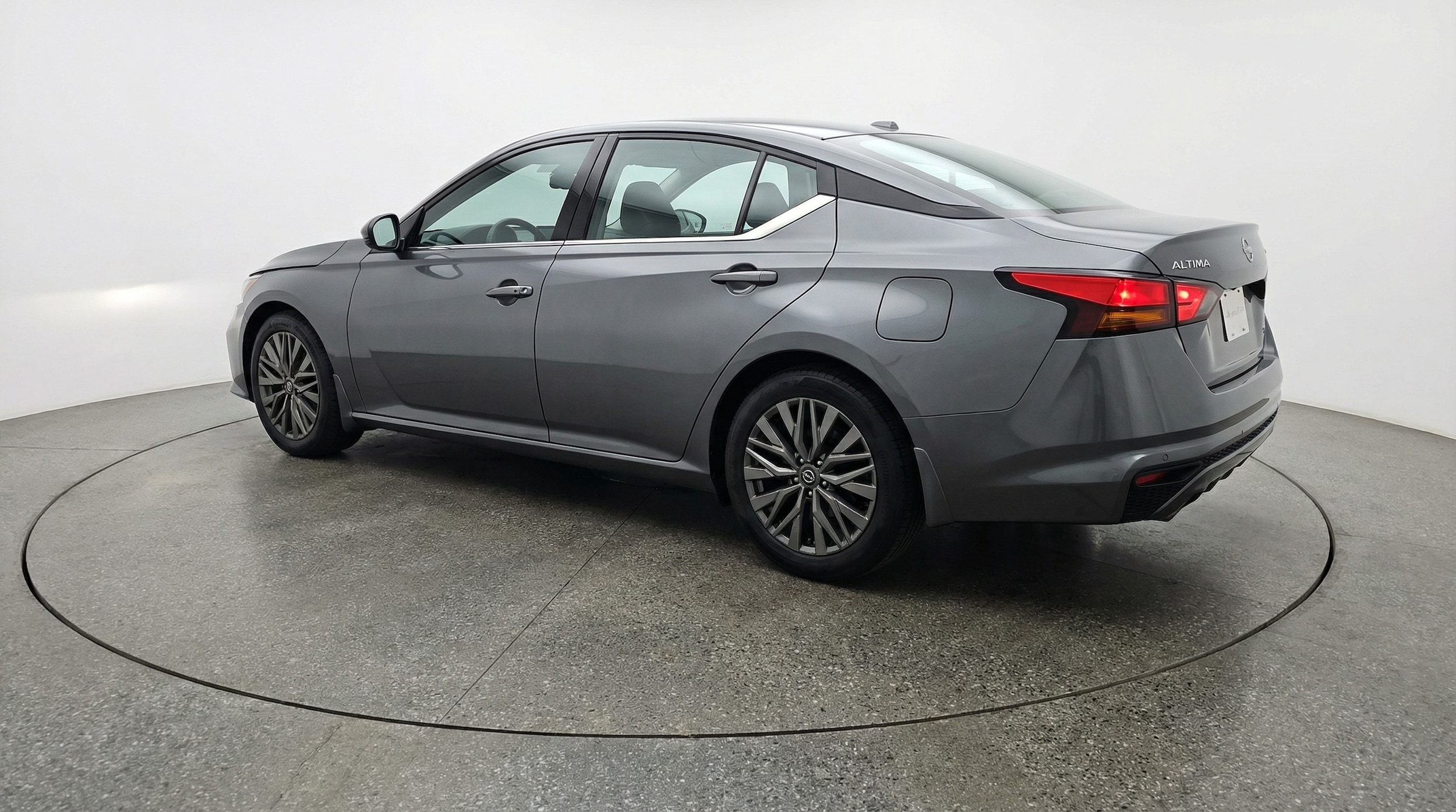 Thumbnail: 2025 Nissan Altima - 5