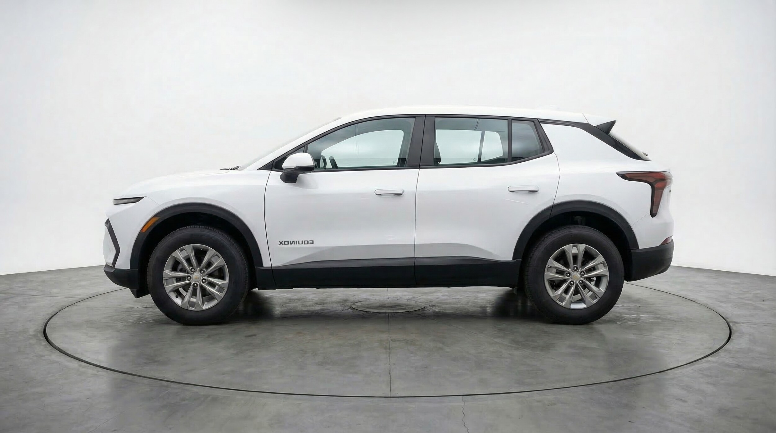 Thumbnail: 2025 Chevrolet Equinox - 4